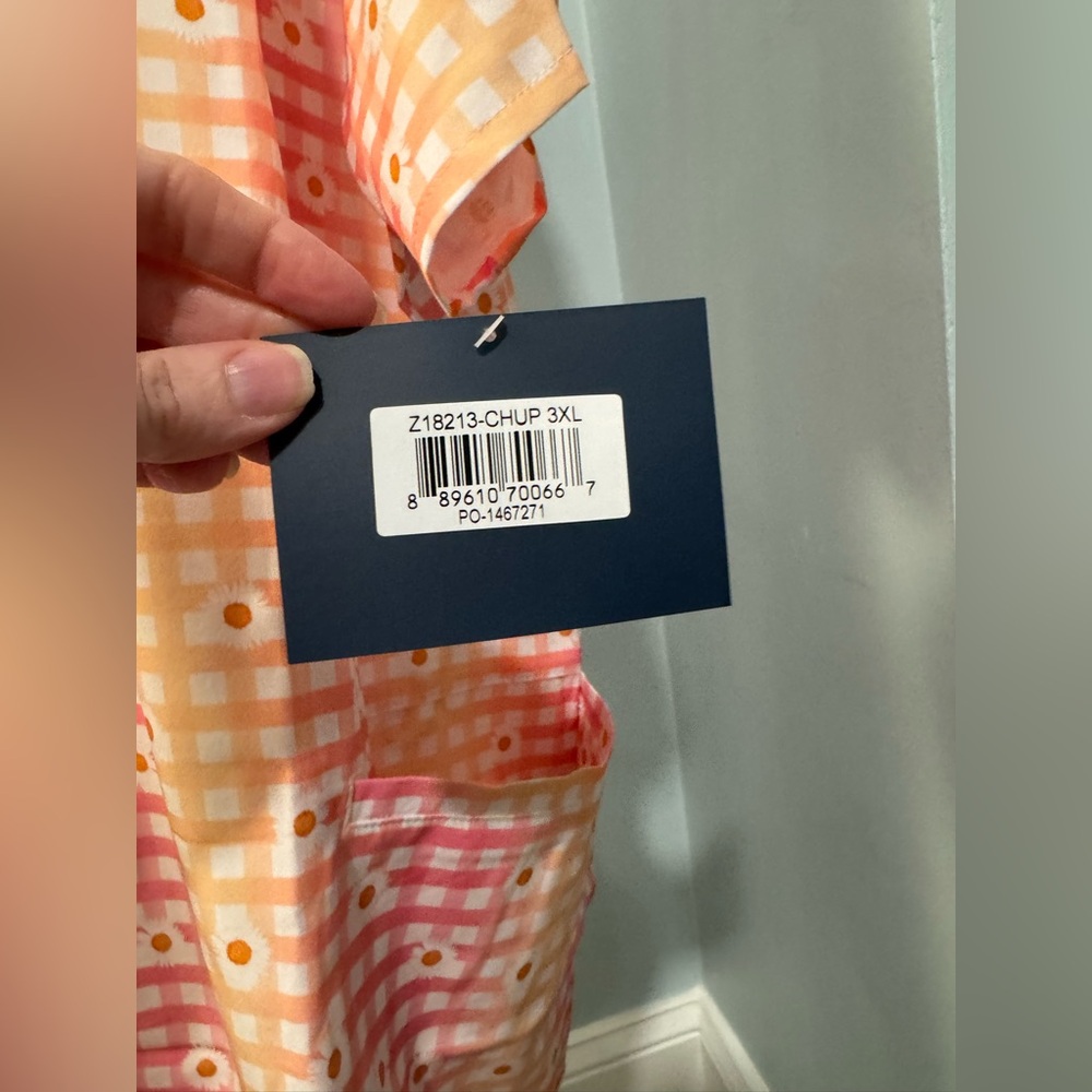New Zoe + Chloe “Check Up” Pink Yellow Plaid Daisy 3X 3XL V neck scrub top Women - Picture 7 of 12